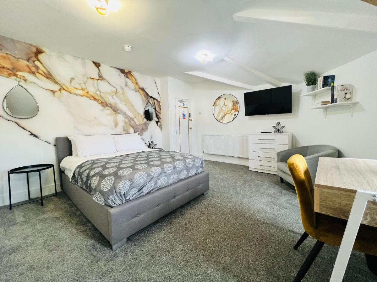 One Battison - Affordable Rooms, Suites & Studios In Stoke On Trent Екстериор снимка