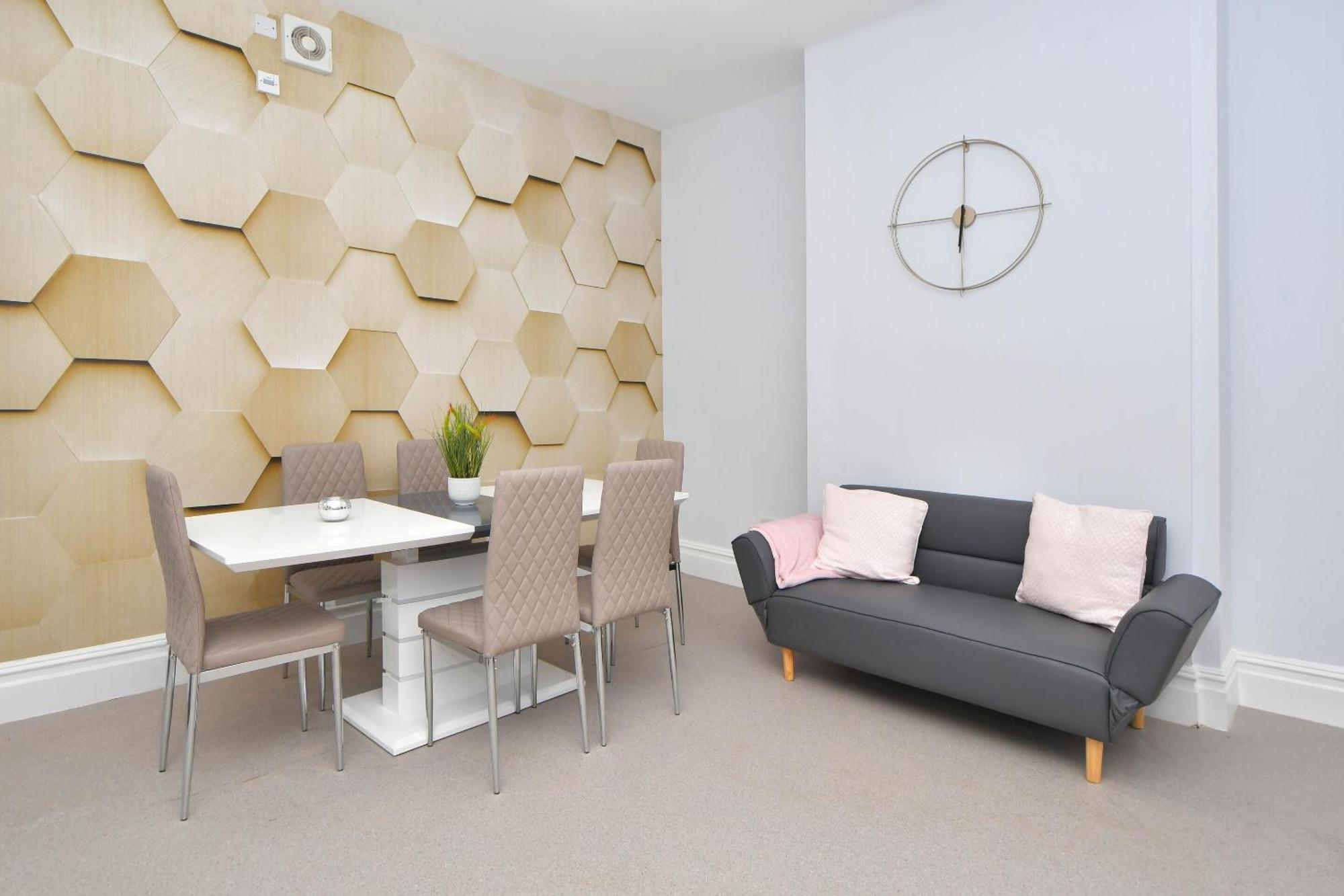 One Battison - Affordable Rooms, Suites & Studios In Stoke On Trent Екстериор снимка