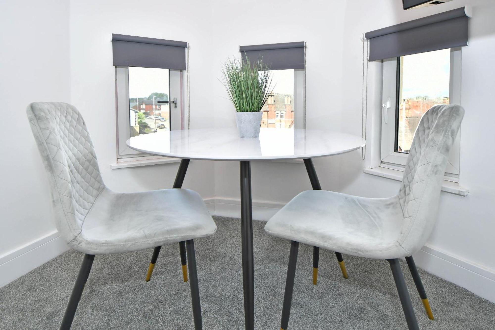 One Battison - Affordable Rooms, Suites & Studios In Stoke On Trent Екстериор снимка