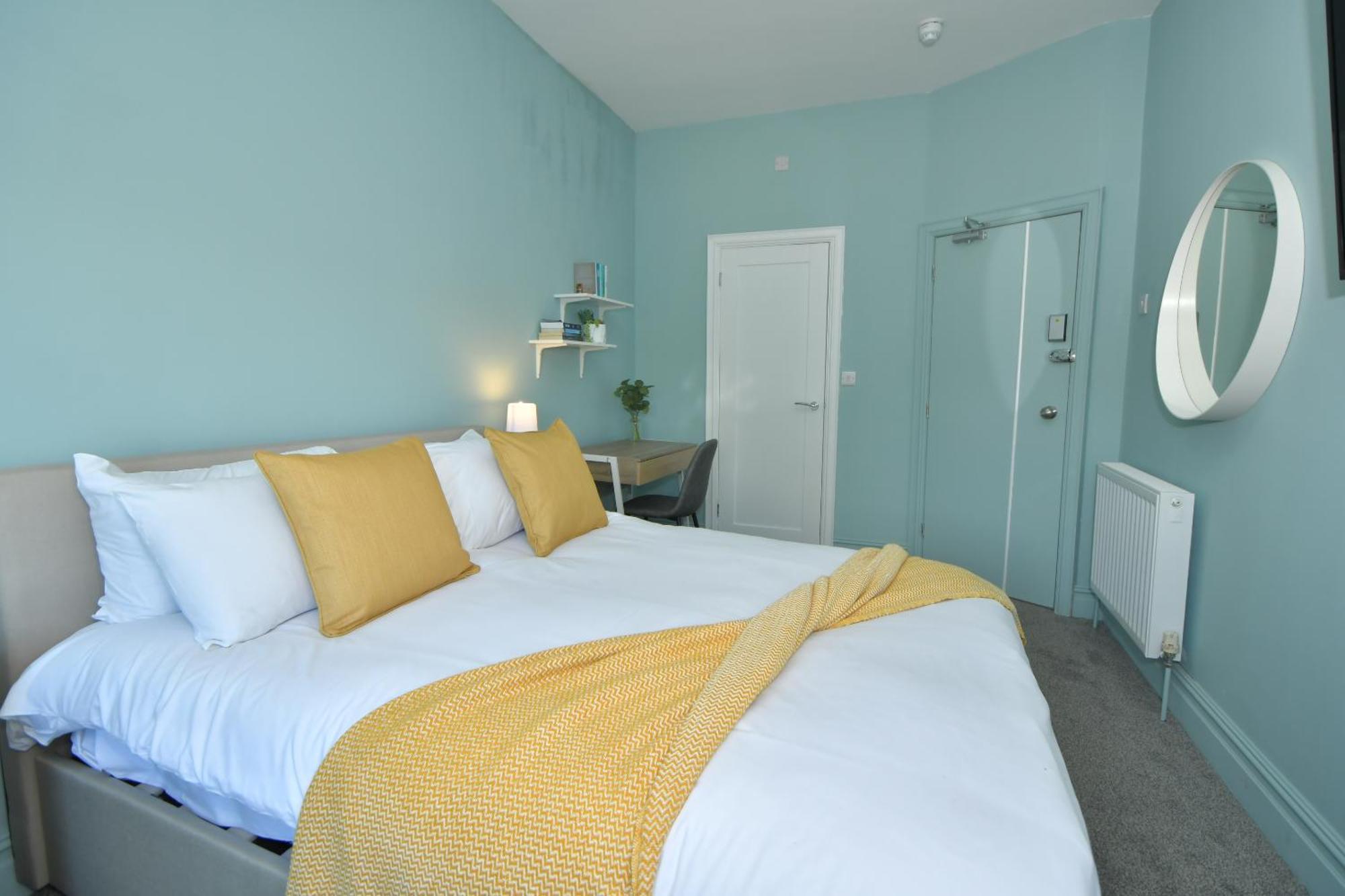One Battison - Affordable Rooms, Suites & Studios In Stoke On Trent Екстериор снимка